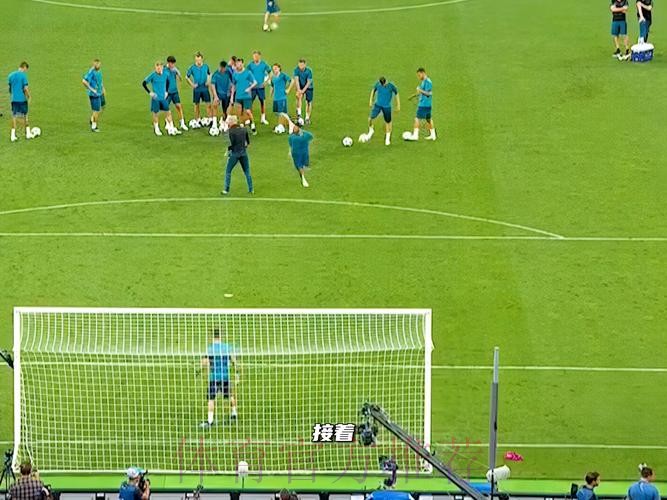 沙特媒体:C罗将现场观战西超杯皇马VS马竞的比赛